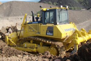 бульдозеры в аренду в Киеве - Amphitech